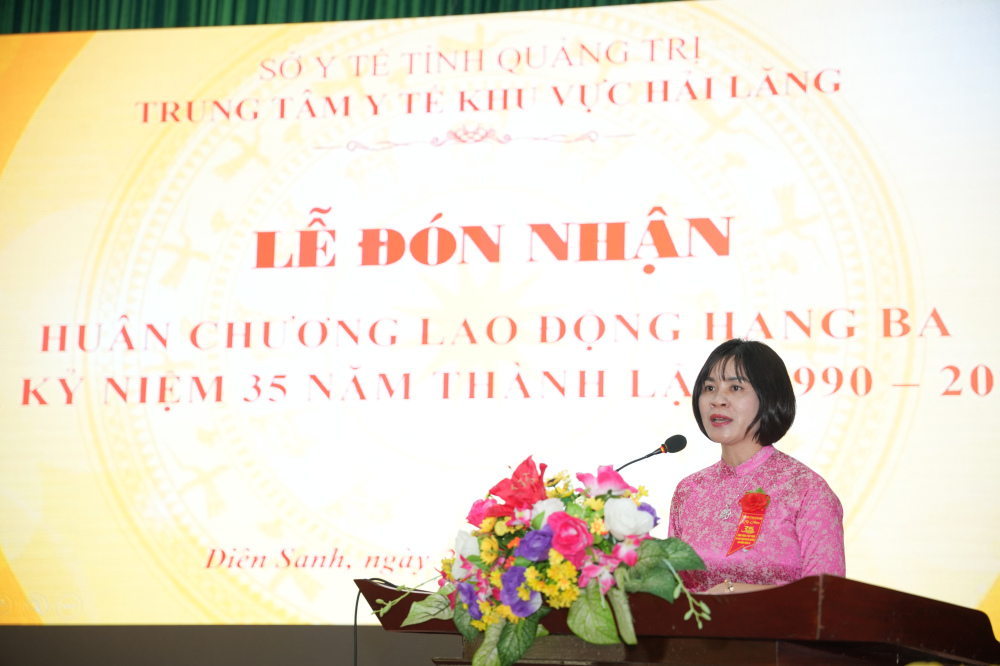 TRUNG TÂM Y TẾ KHU VỰC HẢI LĂNG LONG TRỌNG TỔ CHỨC LỄ ĐÓN NHẬN HUÂN CHƯƠNG LAO ĐỘNG HẠNG BA VÀ KỶ NIỆM 35 NĂM THÀNH LẬP (1990 – 2025) 